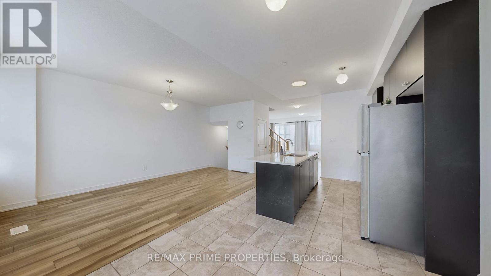 113 Blue Forest Crescent, Barrie (Innis-Shore), Ontario  L9J 0N7 - Photo 15 - S12579694