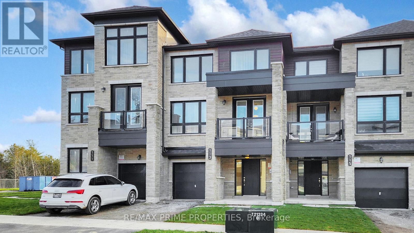 113 Blue Forest Crescent, Barrie (Innis-Shore), Ontario  L9J 0N7 - Photo 2 - S12579694