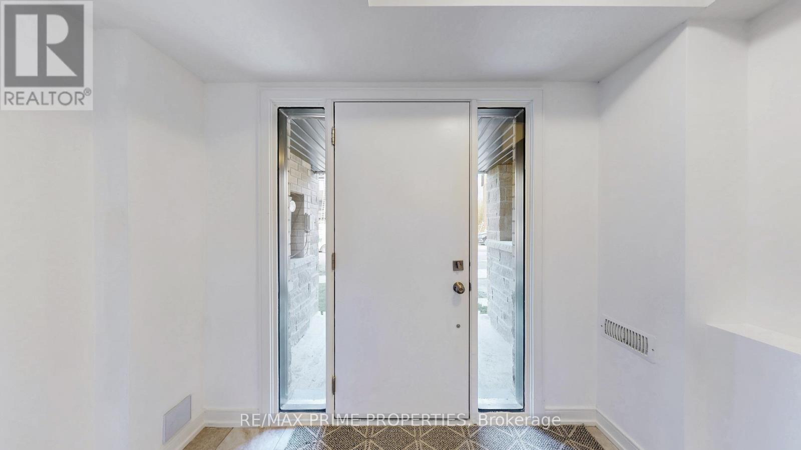 113 Blue Forest Crescent, Barrie (Innis-Shore), Ontario  L9J 0N7 - Photo 3 - S12579694