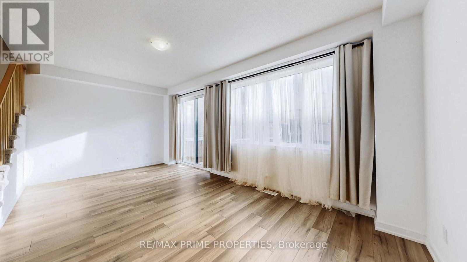 113 Blue Forest Crescent, Barrie (Innis-Shore), Ontario  L9J 0N7 - Photo 6 - S12579694