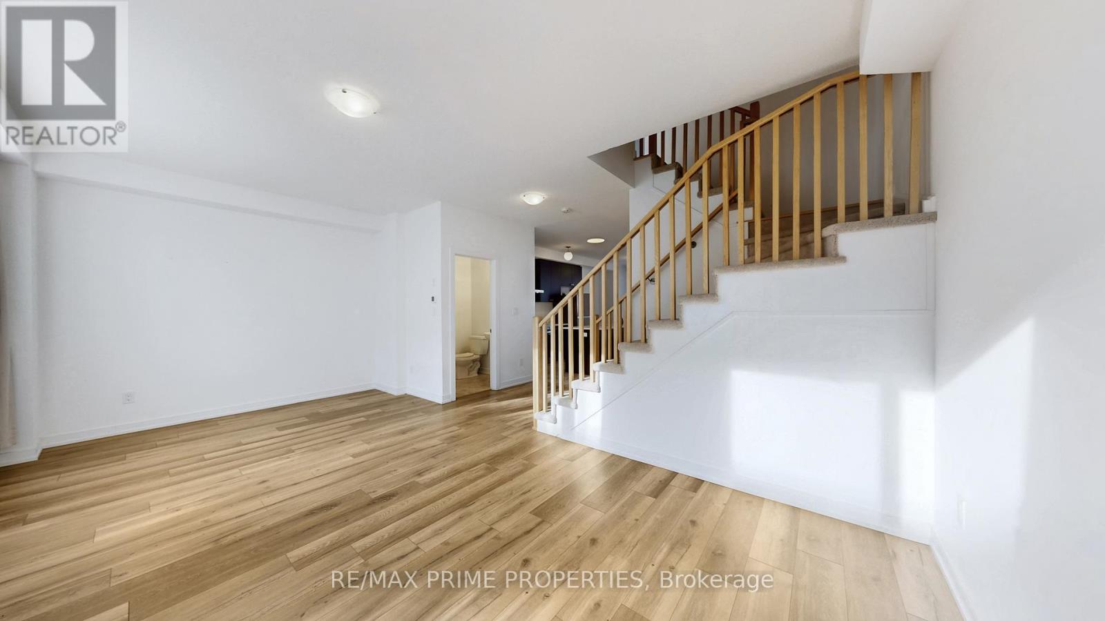 113 Blue Forest Crescent, Barrie (Innis-Shore), Ontario  L9J 0N7 - Photo 8 - S12579694