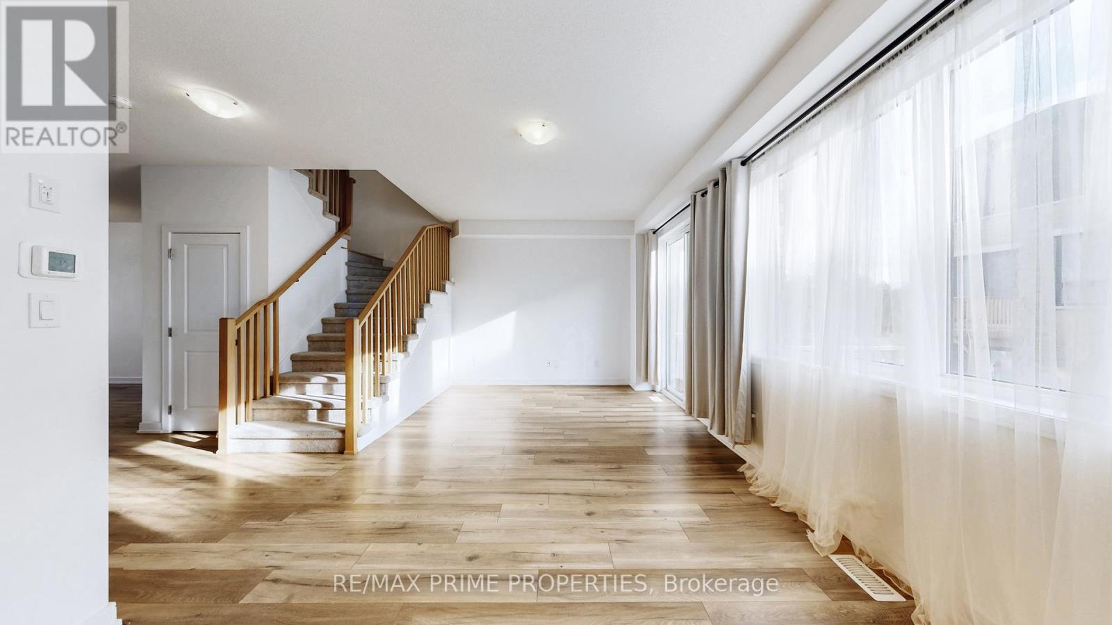 113 Blue Forest Crescent, Barrie (Innis-Shore), Ontario  L9J 0N7 - Photo 9 - S12579694