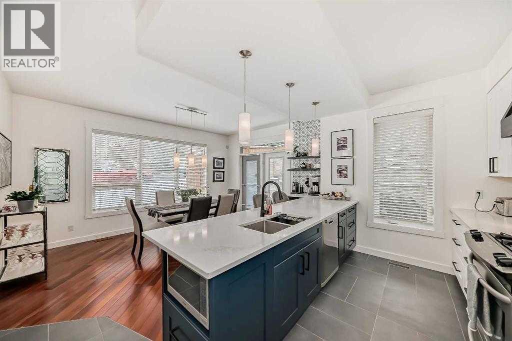 3002 18 Street Sw, Calgary, Alberta  T2T 3Z3 - Photo 3 - A2261181