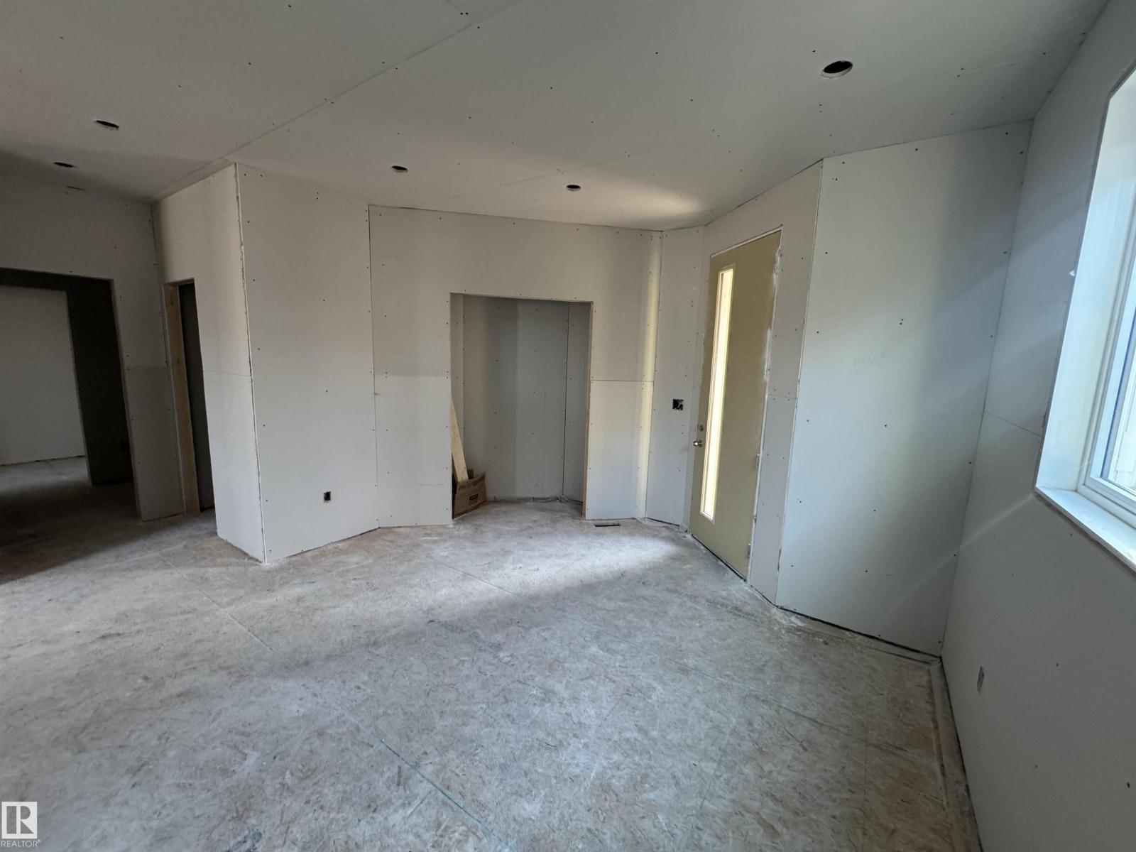 28 Harley Wy, Spruce Grove, Alberta  T7X 0X4 - Photo 4 - E4461745