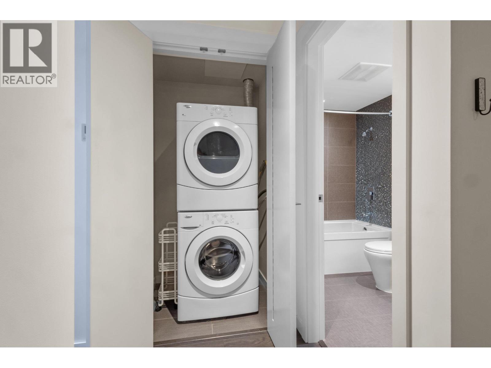 1806 4485 Skyline Drive, Burnaby, British Columbia  V5C 0J2 - Photo 24 - R3070021