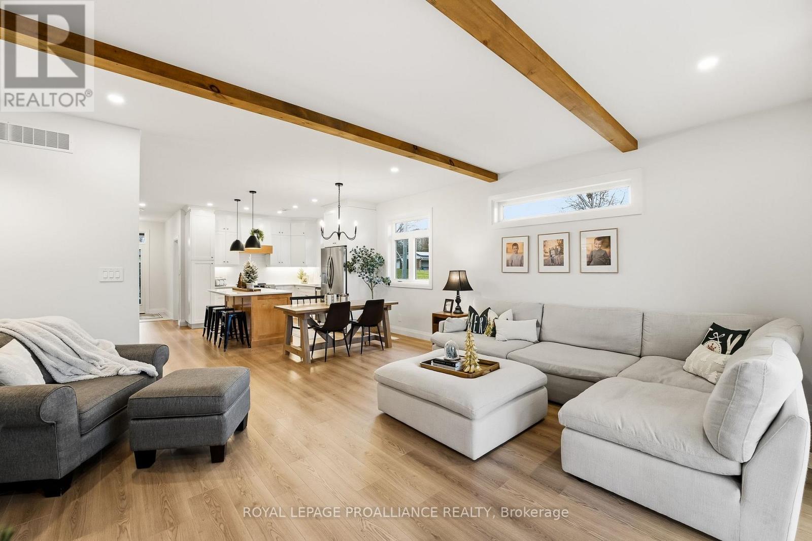 5 Hillcrest Drive, Quinte West, Ontario K8V 5P4 - Photo 12 - X12579758