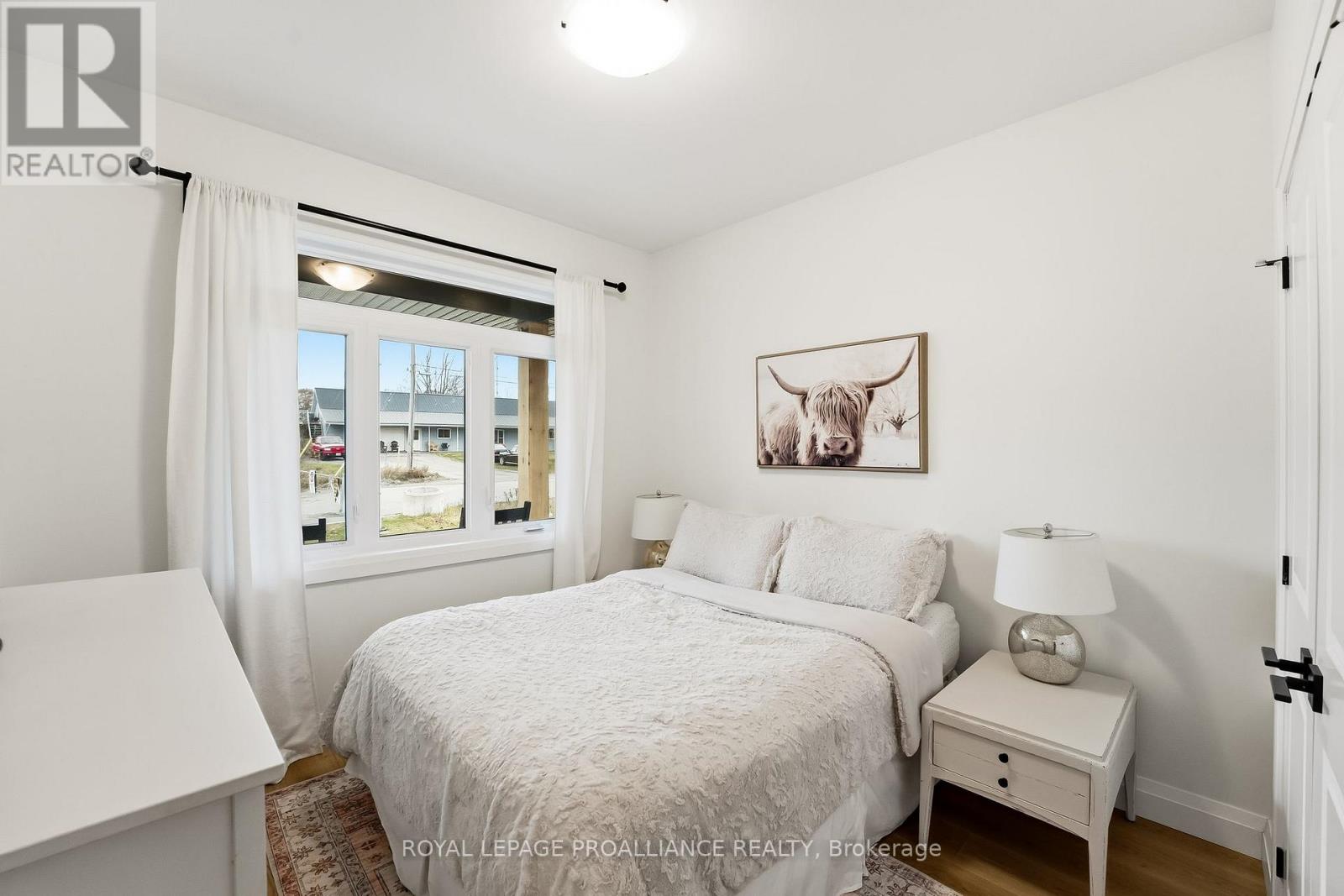 5 Hillcrest Drive, Quinte West, Ontario K8V 5P4 - Photo 18 - X12579758