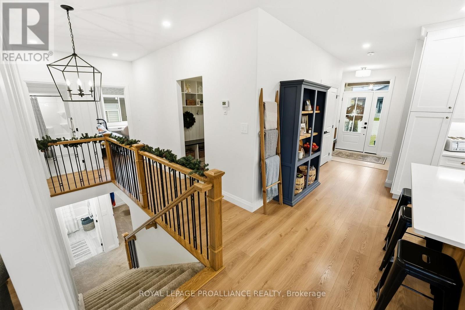 5 Hillcrest Drive, Quinte West, Ontario K8V 5P4 - Photo 27 - X12579758