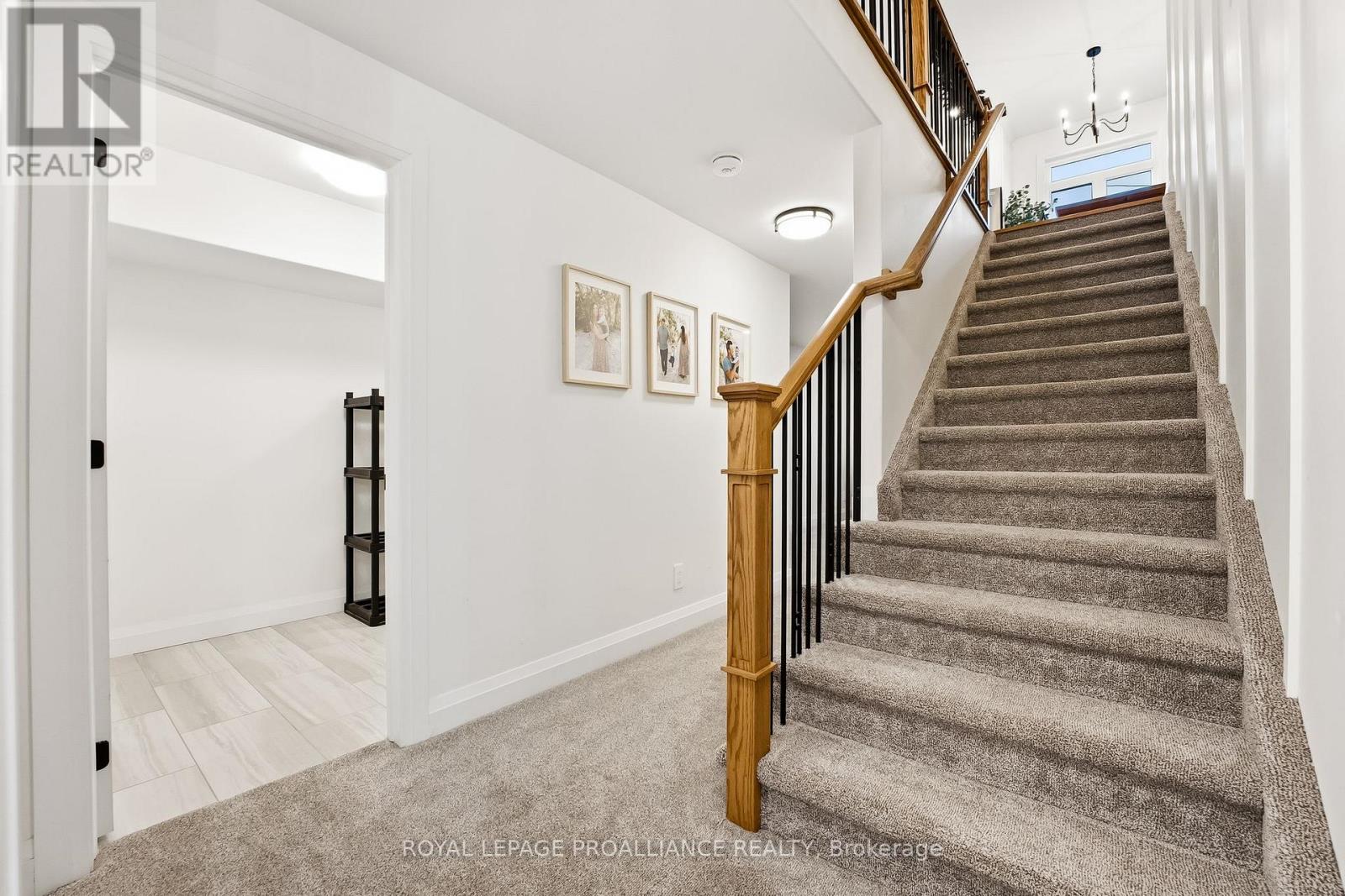 5 Hillcrest Drive, Quinte West, Ontario K8V 5P4 - Photo 28 - X12579758