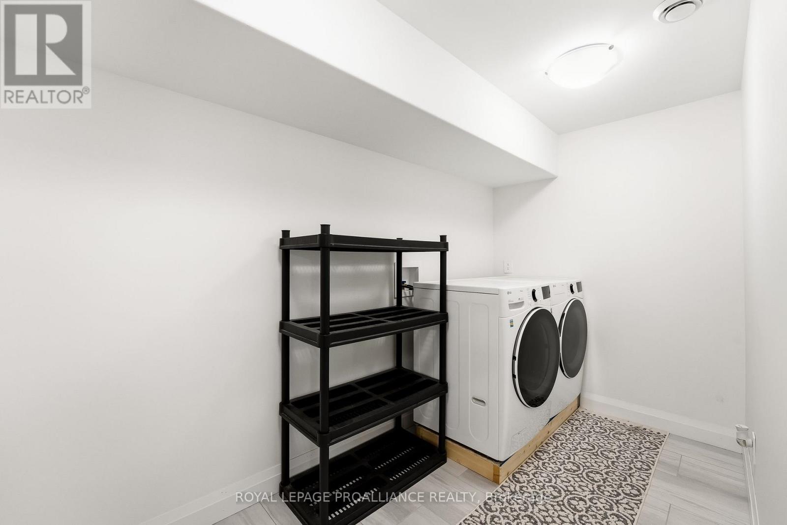 5 Hillcrest Drive, Quinte West, Ontario K8V 5P4 - Photo 38 - X12579758