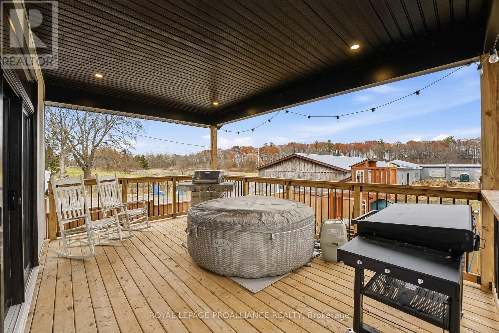 5 Hillcrest Drive, Quinte West, Ontario K8V 5P4 - Photo 39 - X12579758