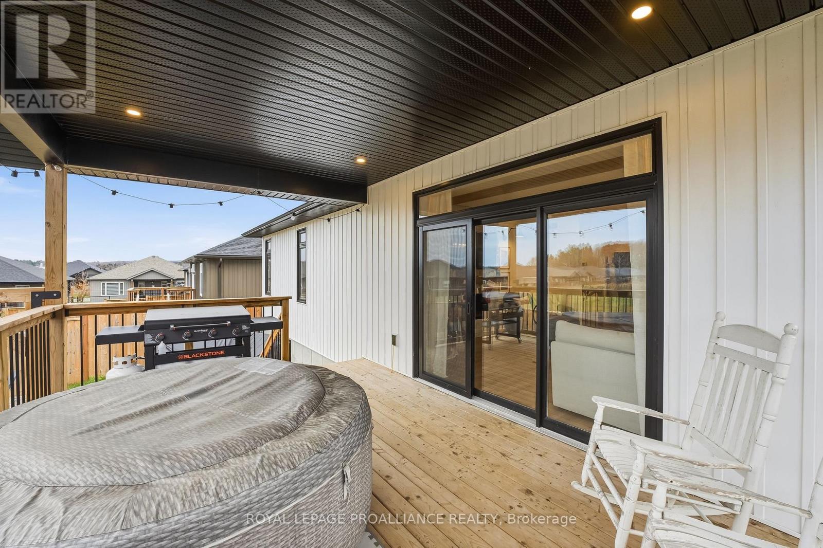 5 Hillcrest Drive, Quinte West, Ontario K8V 5P4 - Photo 40 - X12579758