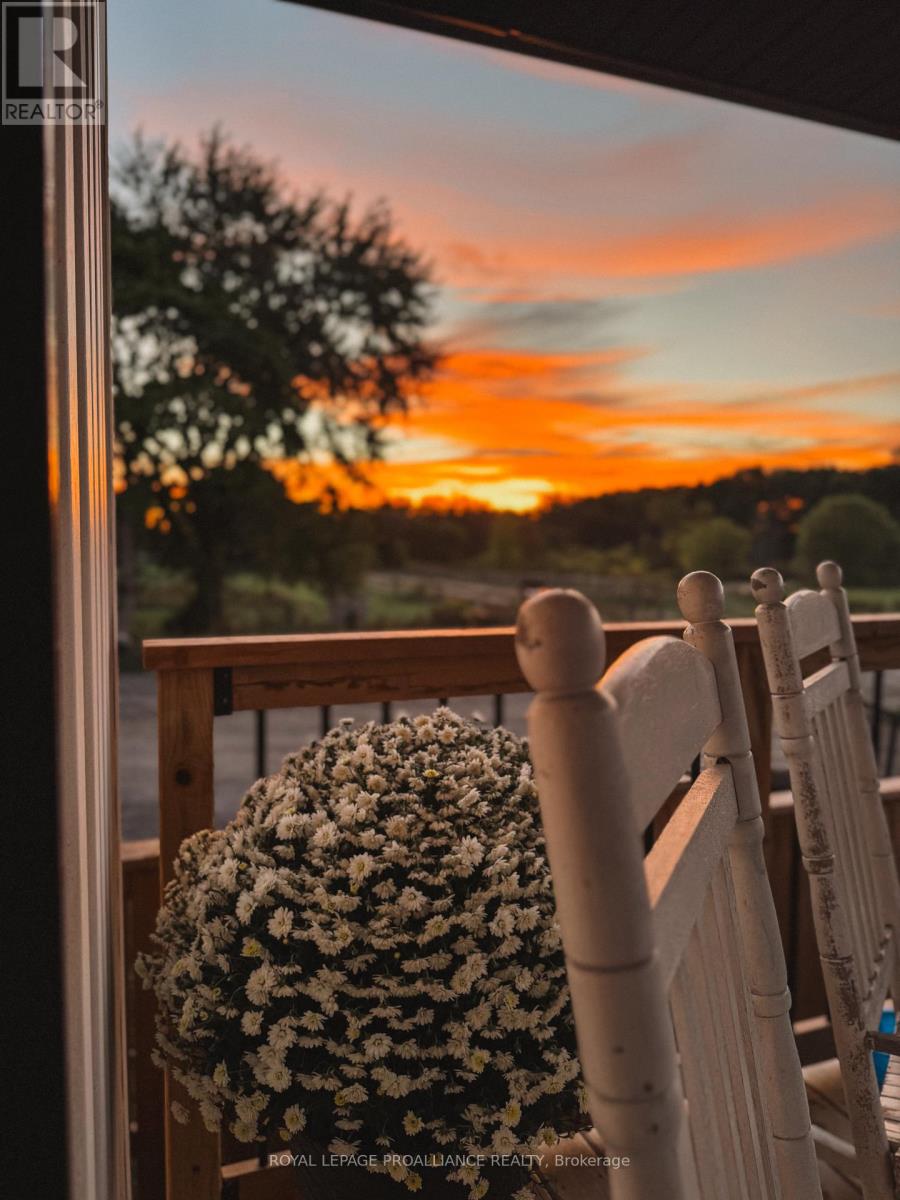 5 Hillcrest Drive, Quinte West, Ontario K8V 5P4 - Photo 47 - X12579758