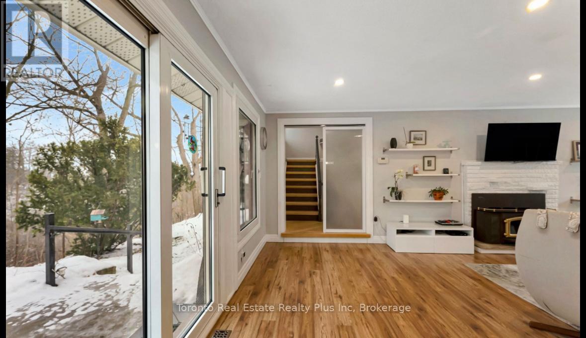 5467 Sixth Line, Milton, Ontario  L9E 0X2 - Photo 10 - W12579596