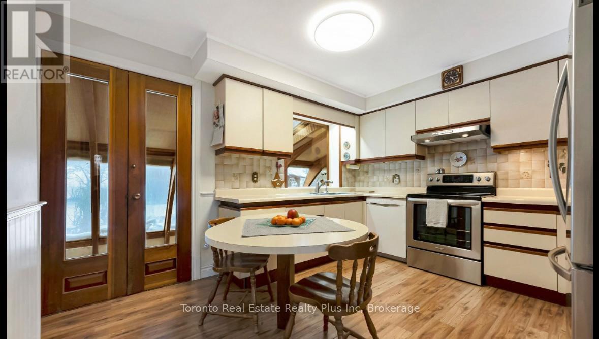 5467 Sixth Line, Milton, Ontario  L9E 0X2 - Photo 22 - W12579596