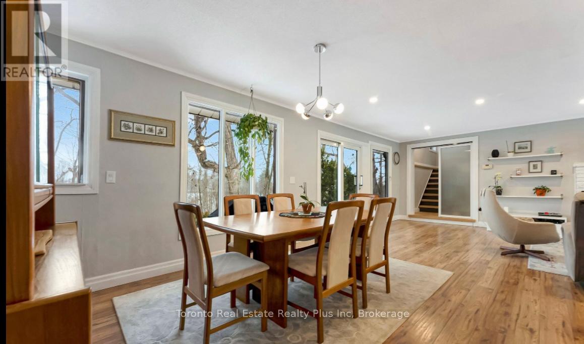 5467 Sixth Line, Milton, Ontario  L9E 0X2 - Photo 9 - W12579596