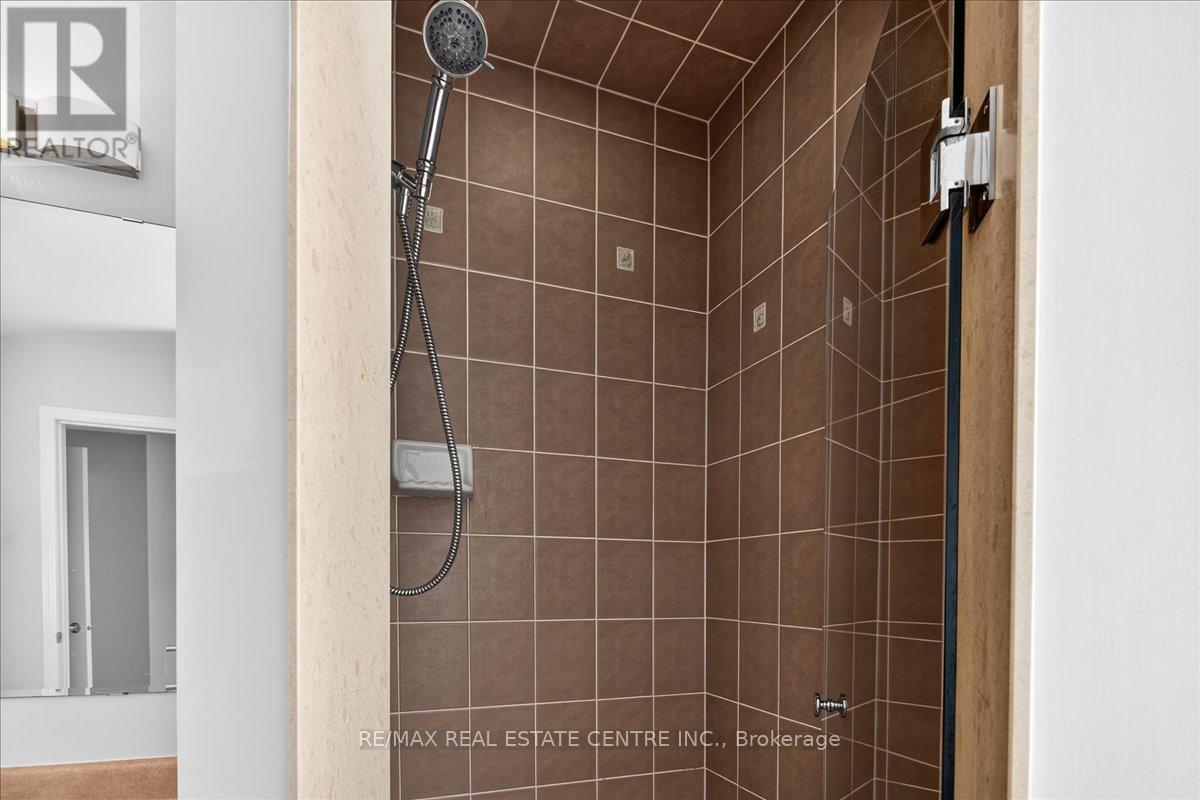 852 Bessy Trail, Milton, Ontario  L9T 0G8 - Photo 29 - W12579664