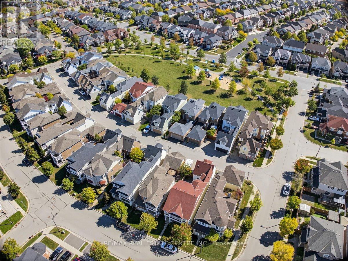 852 Bessy Trail, Milton, Ontario  L9T 0G8 - Photo 41 - W12579664