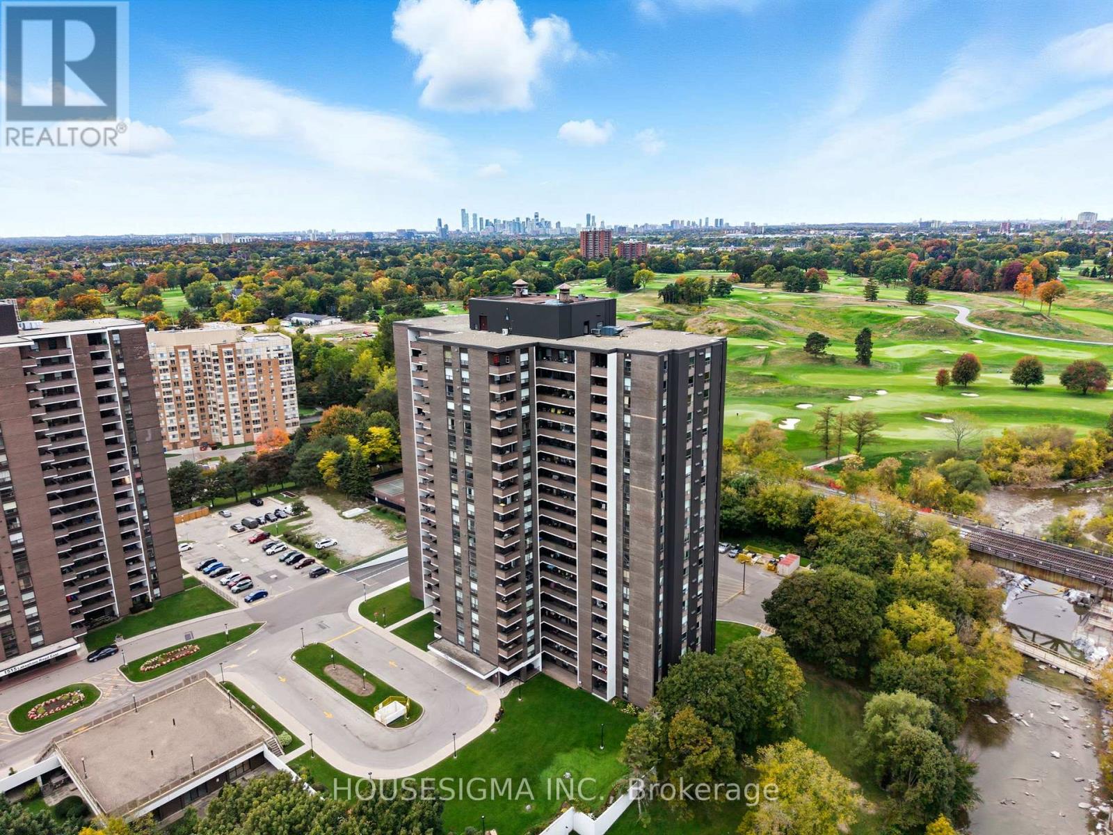 2006 - 1535 Lakeshore Road E, Mississauga, Ontario  L5E 3E2 - Photo 24 - W12579680