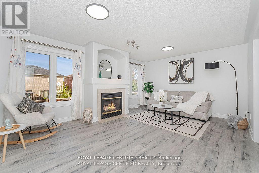 123 Dunlop Court, Brampton, Ontario  L6X 5A6 - Photo 10 - W12579710