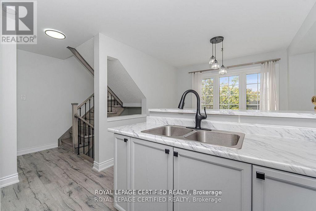 123 Dunlop Court, Brampton, Ontario  L6X 5A6 - Photo 15 - W12579710