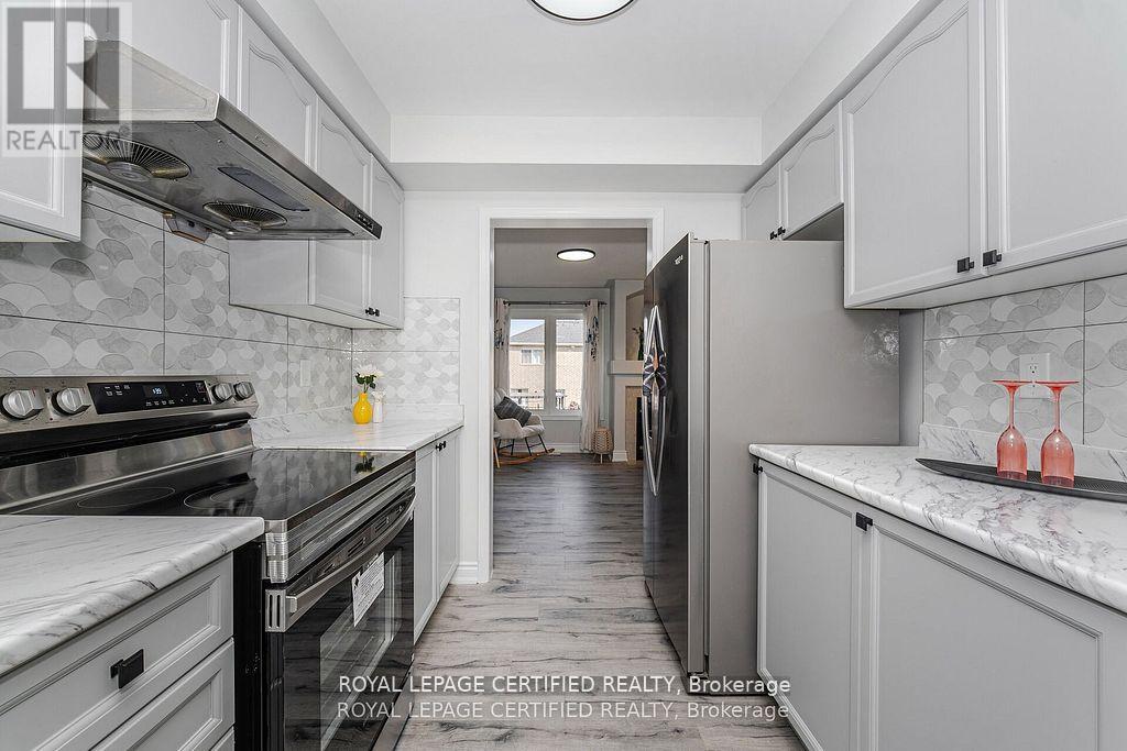 123 Dunlop Court, Brampton, Ontario  L6X 5A6 - Photo 17 - W12579710