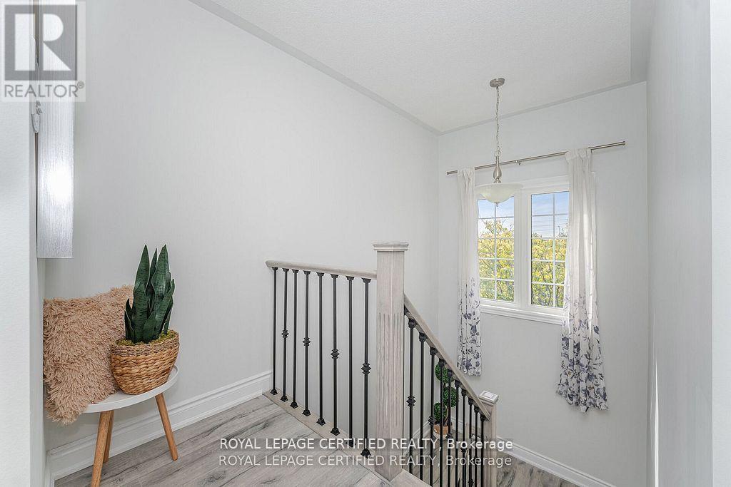 123 Dunlop Court, Brampton, Ontario  L6X 5A6 - Photo 21 - W12579710