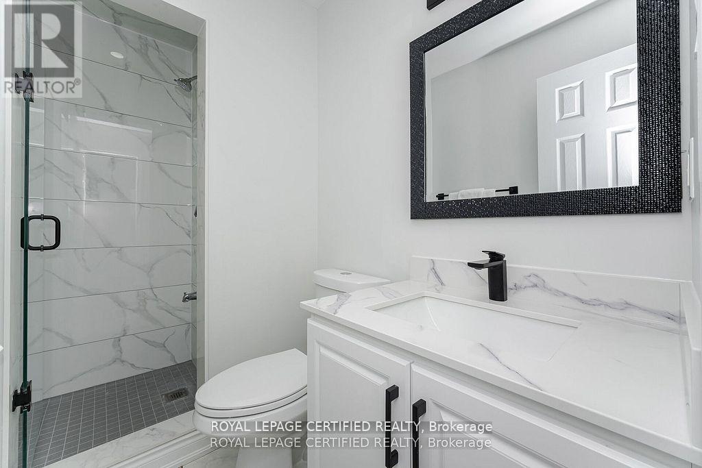 123 Dunlop Court, Brampton, Ontario  L6X 5A6 - Photo 26 - W12579710