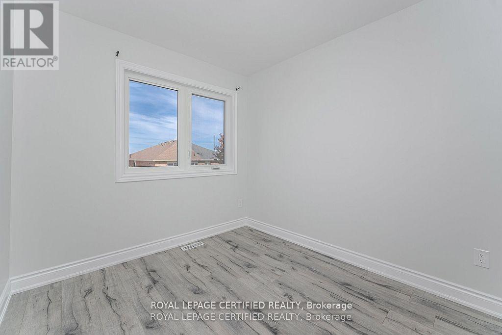 123 Dunlop Court, Brampton, Ontario  L6X 5A6 - Photo 30 - W12579710