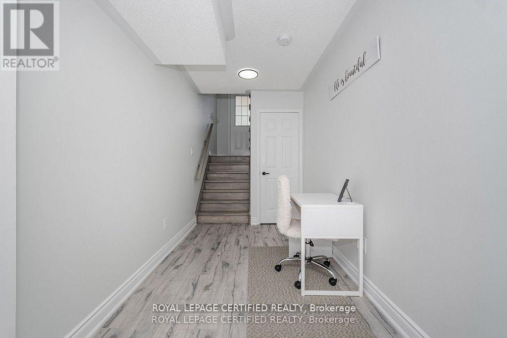 123 Dunlop Court, Brampton, Ontario  L6X 5A6 - Photo 32 - W12579710