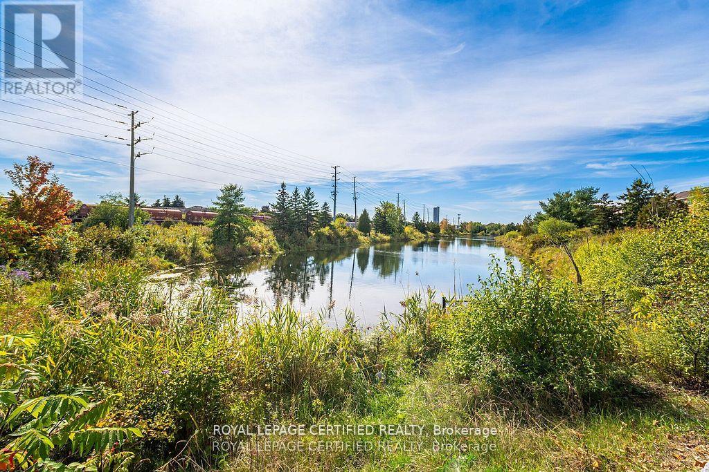 123 Dunlop Court, Brampton, Ontario  L6X 5A6 - Photo 39 - W12579710