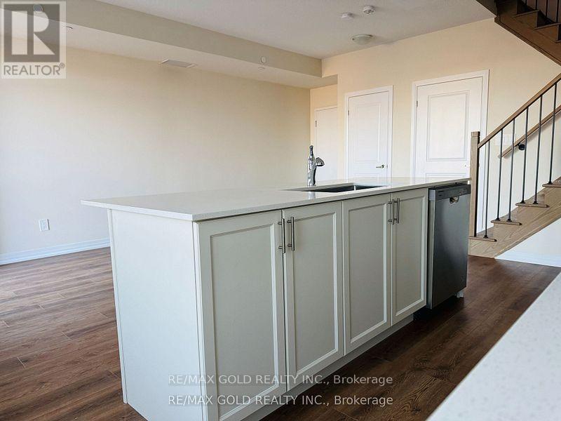 115 - 1573 Rose Way, Milton, Ontario  L9T 7E7 - Photo 6 - W12579744