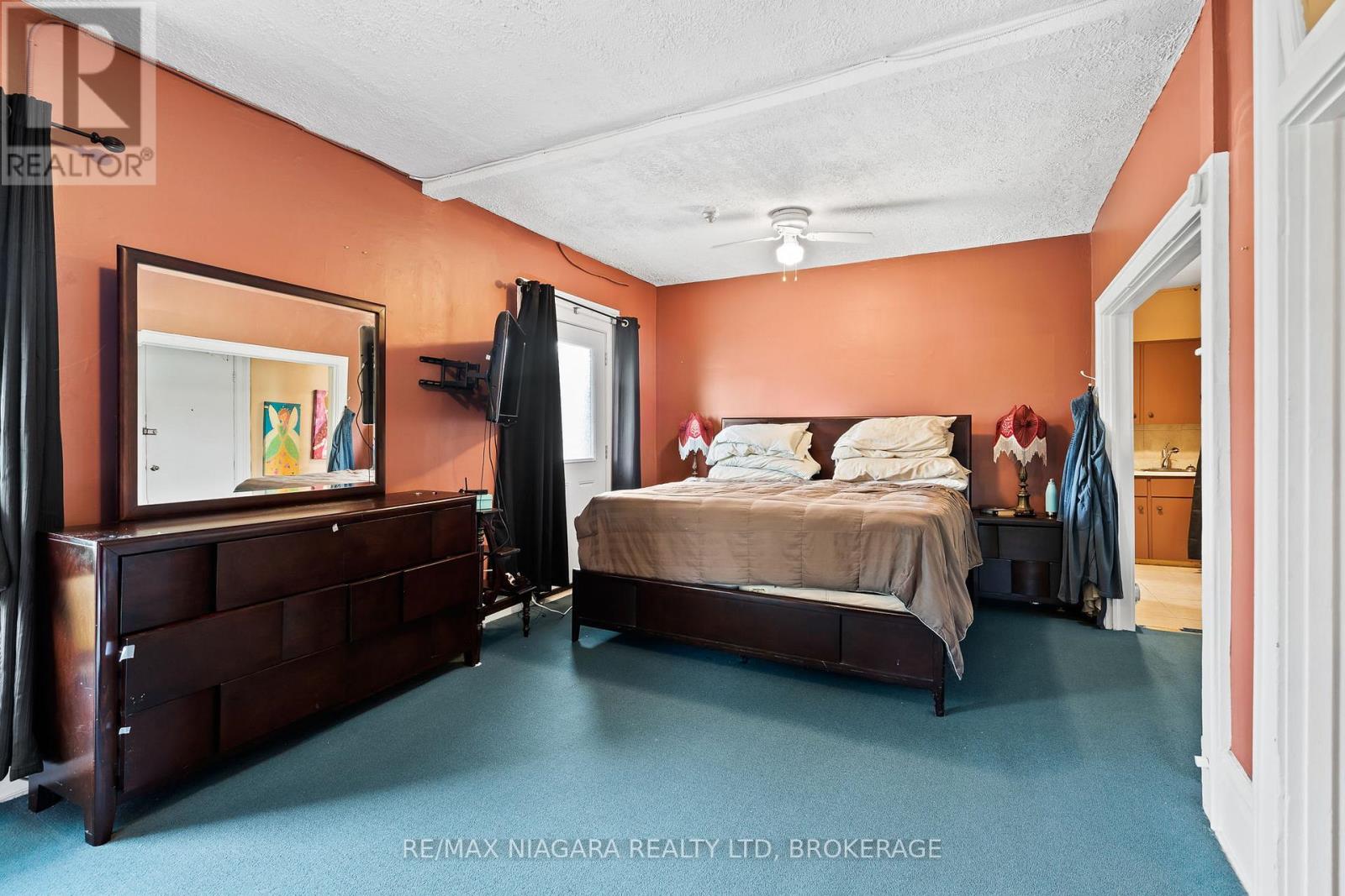 5368 Menzie Street, Niagara Falls (Downtown), Ontario  L2E 2V8 - Photo 26 - X12579776