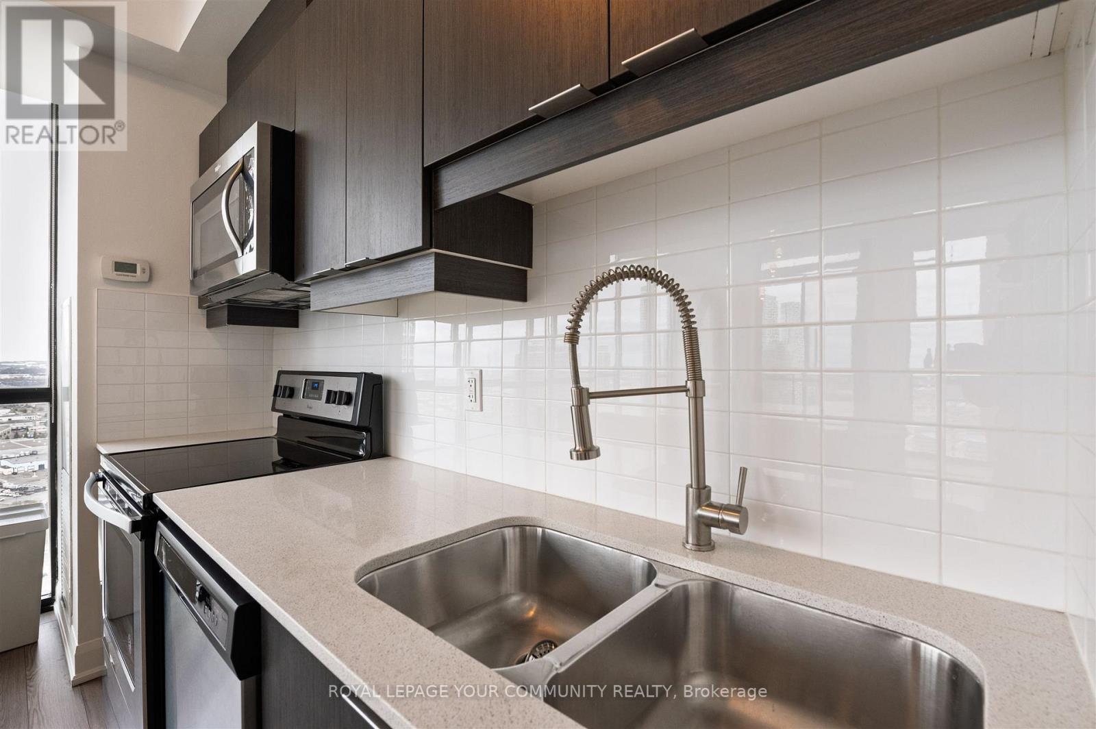 3306 - 2910 Highway 7 Road W, Vaughan, Ontario L4K 0G3 - Photo 19 - N12529162