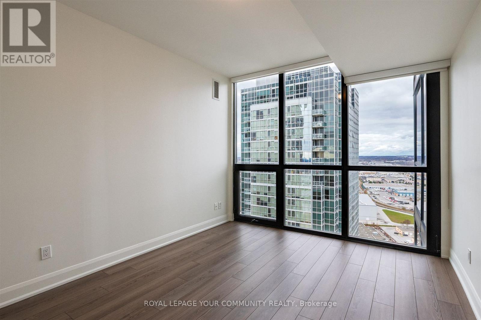 3306 - 2910 Highway 7 Road W, Vaughan, Ontario L4K 0G3 - Photo 32 - N12529162