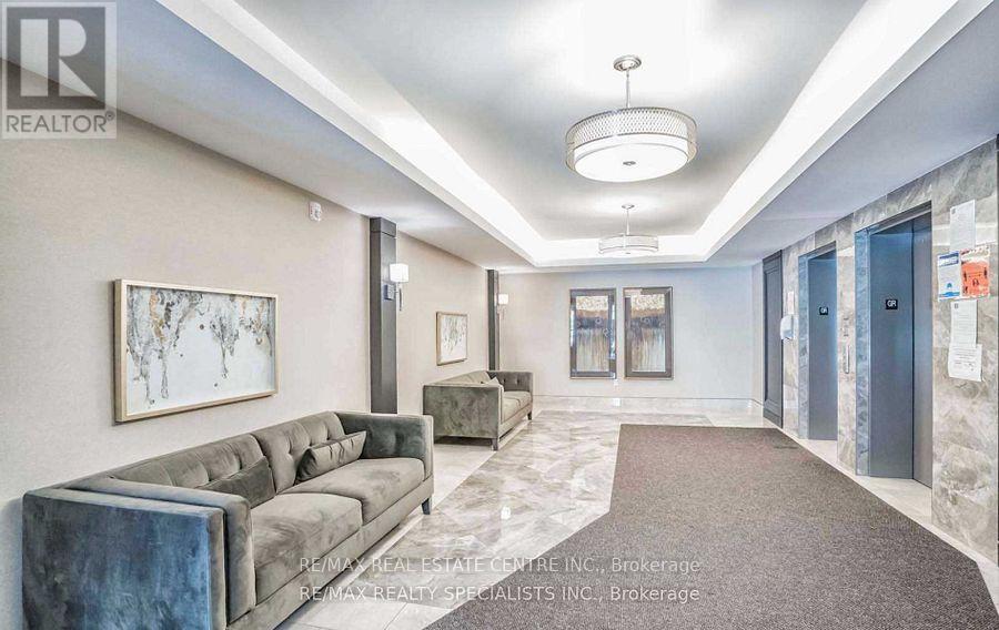 332 - 101 Shoreview Place, Hamilton, Ontario  L8E 0K3 - Photo 2 - X12579536