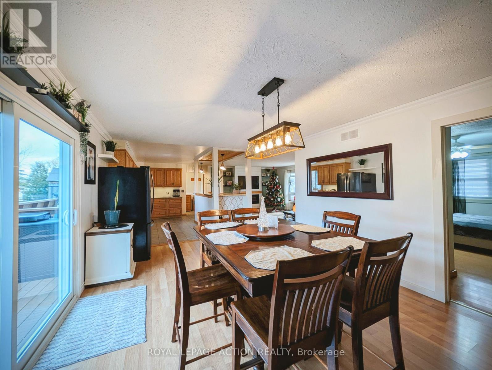 33 Dufferin Street, Brant, Ontario  N0E 1A0 - Photo 14 - X12579584