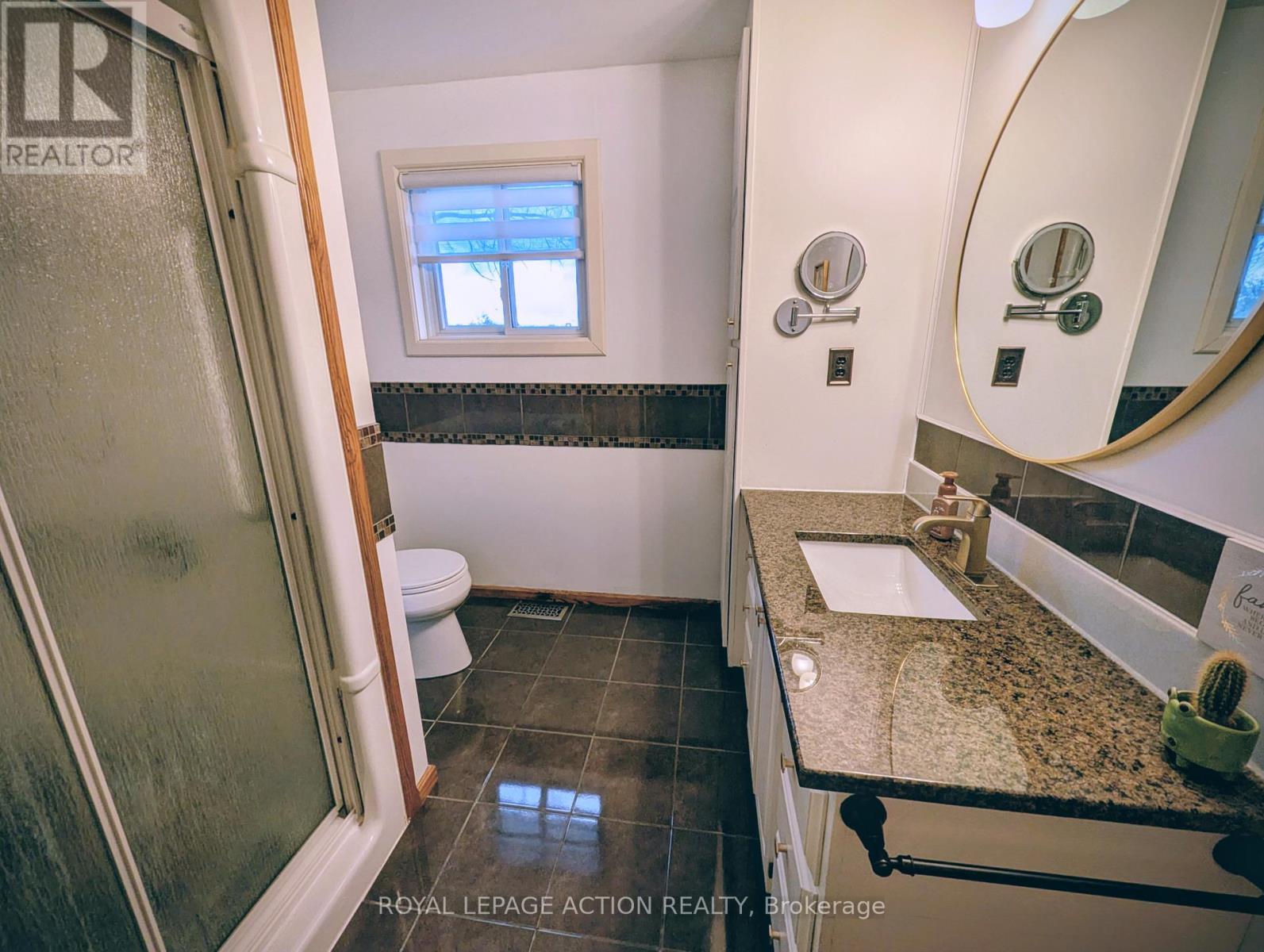 33 Dufferin Street, Brant, Ontario  N0E 1A0 - Photo 26 - X12579584