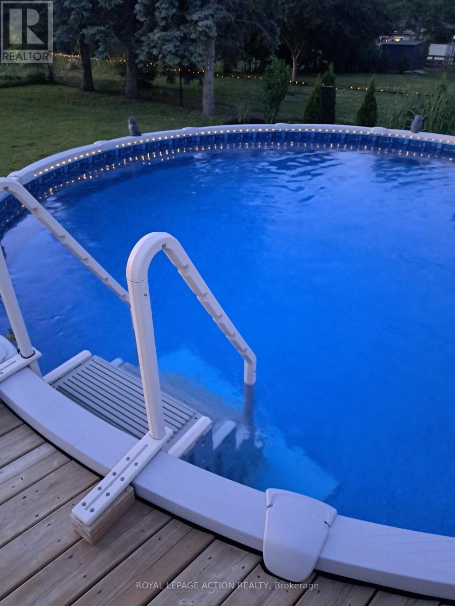 33 Dufferin Street, Brant, Ontario  N0E 1A0 - Photo 32 - X12579584