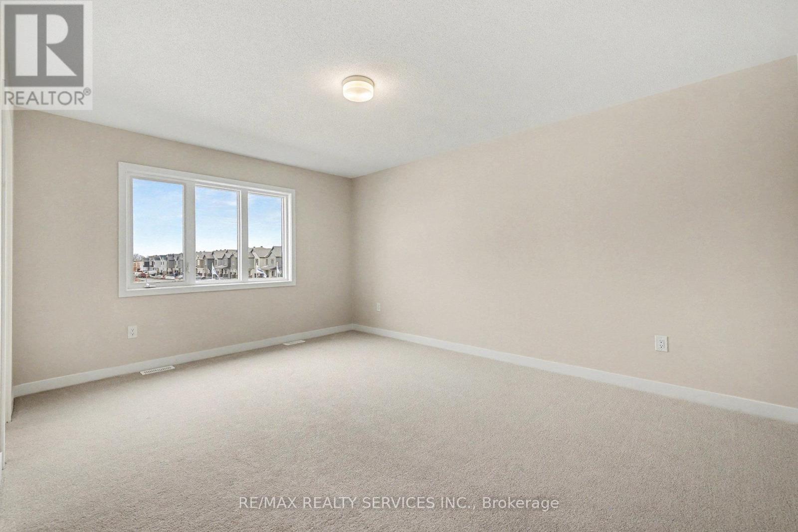 124 Tonic Crescent, Ottawa, Ontario  K2K 1X7 - Photo 21 - X12579702