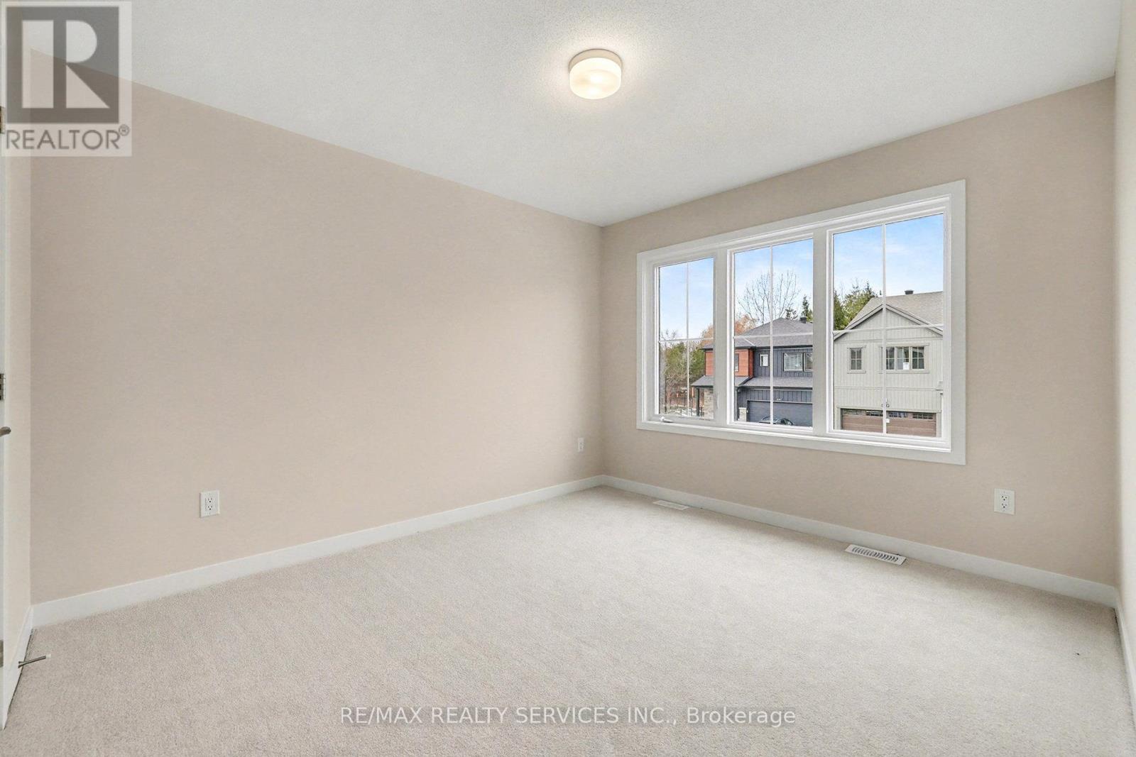 124 Tonic Crescent, Ottawa, Ontario  K2K 1X7 - Photo 26 - X12579702