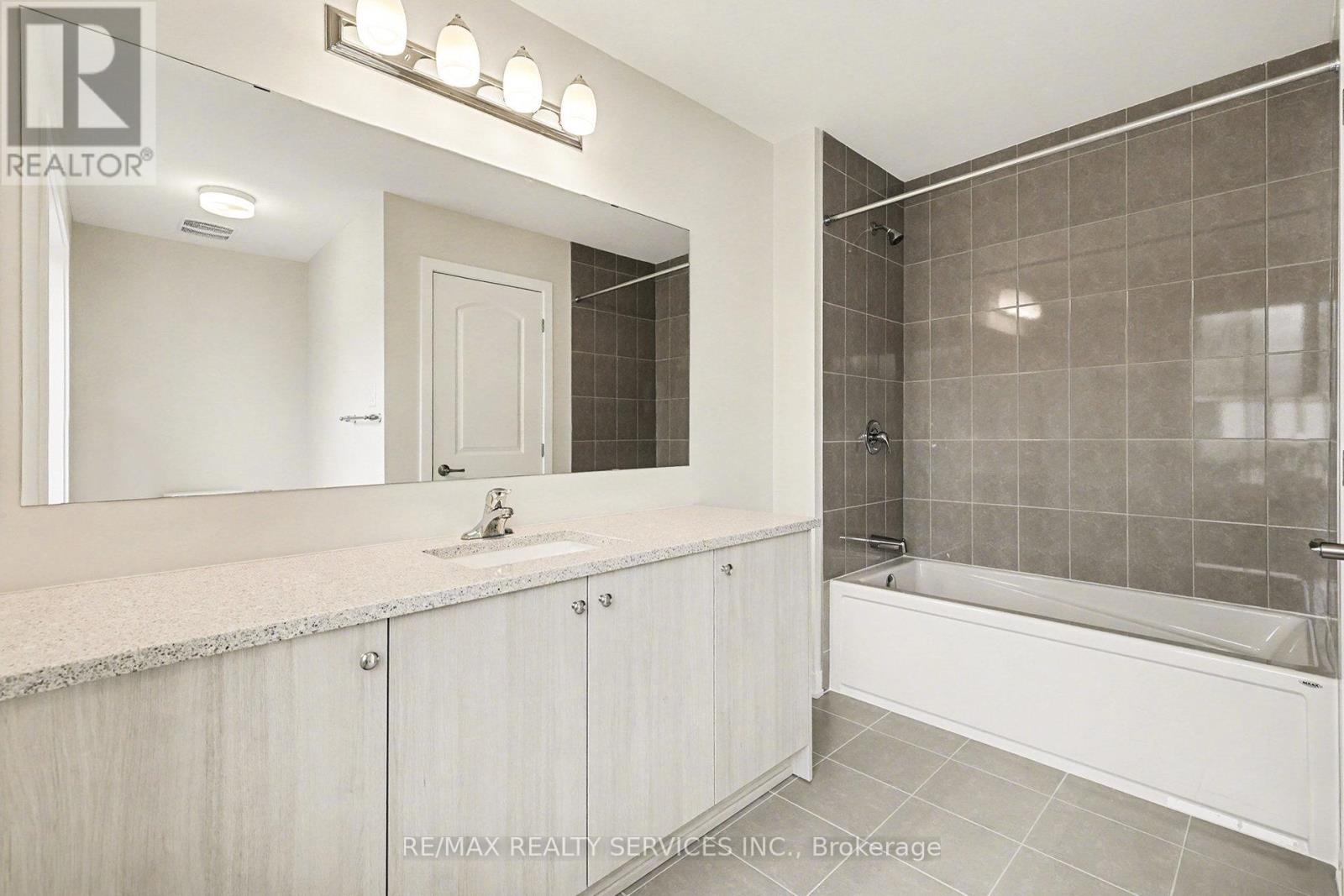 124 Tonic Crescent, Ottawa, Ontario  K2K 1X7 - Photo 28 - X12579702