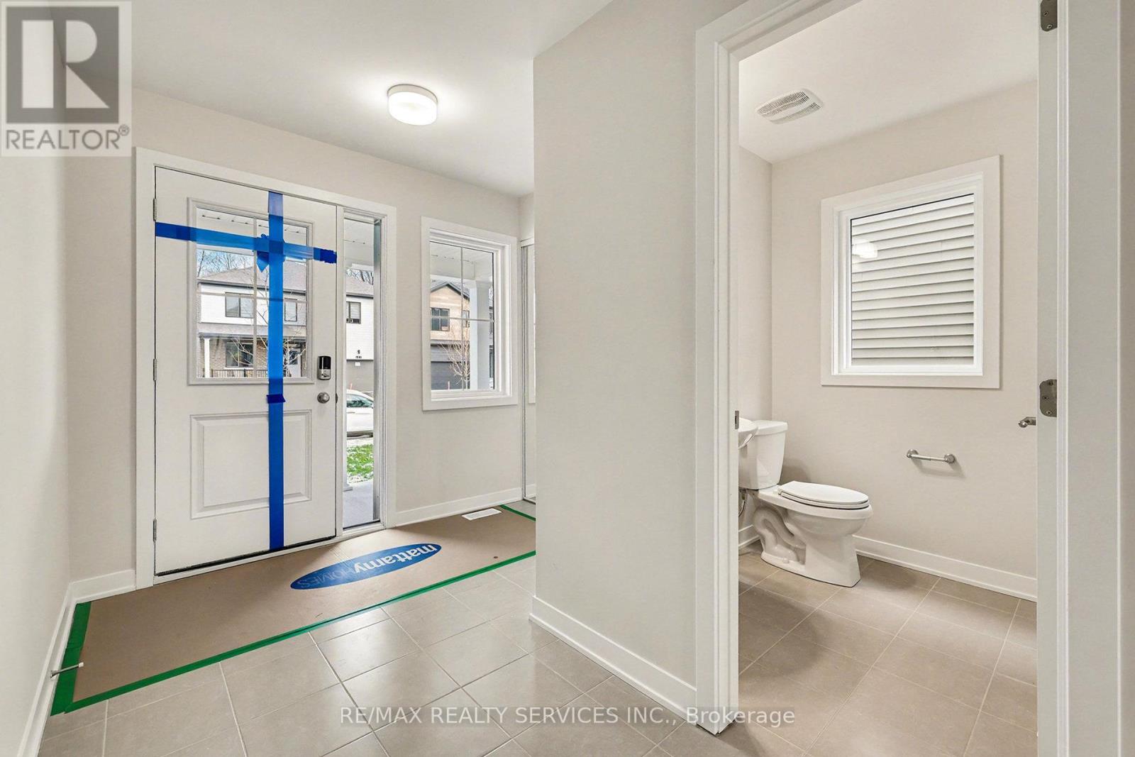 124 Tonic Crescent, Ottawa, Ontario  K2K 1X7 - Photo 5 - X12579702