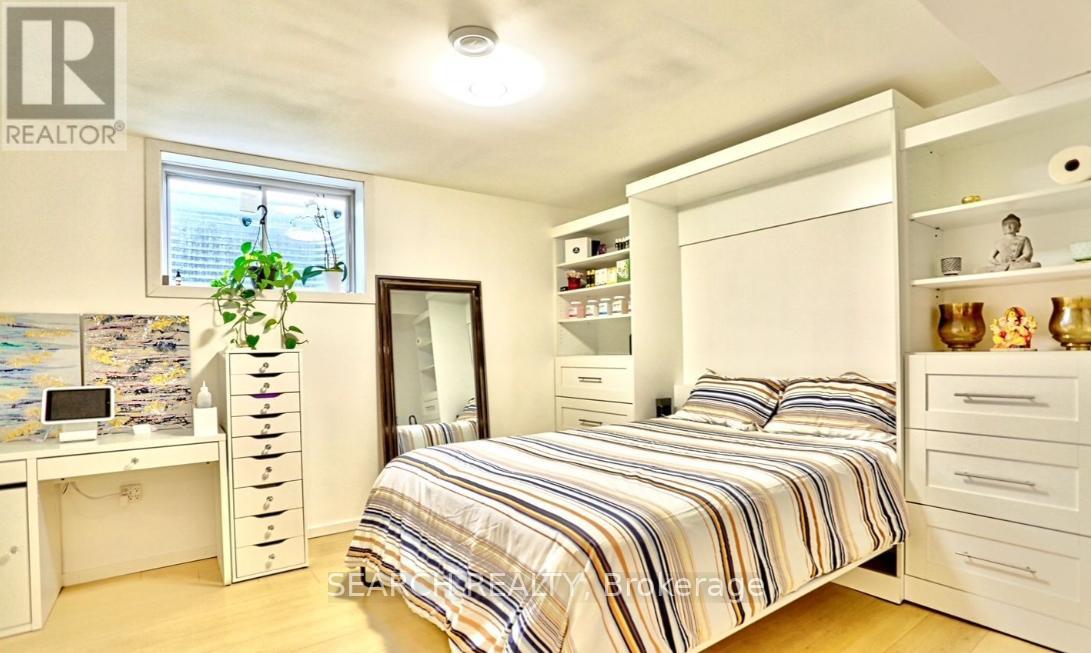 208 Summerset Place, Chatham-Kent, Ontario  N7L 0G4 - Photo 4 - X12579712