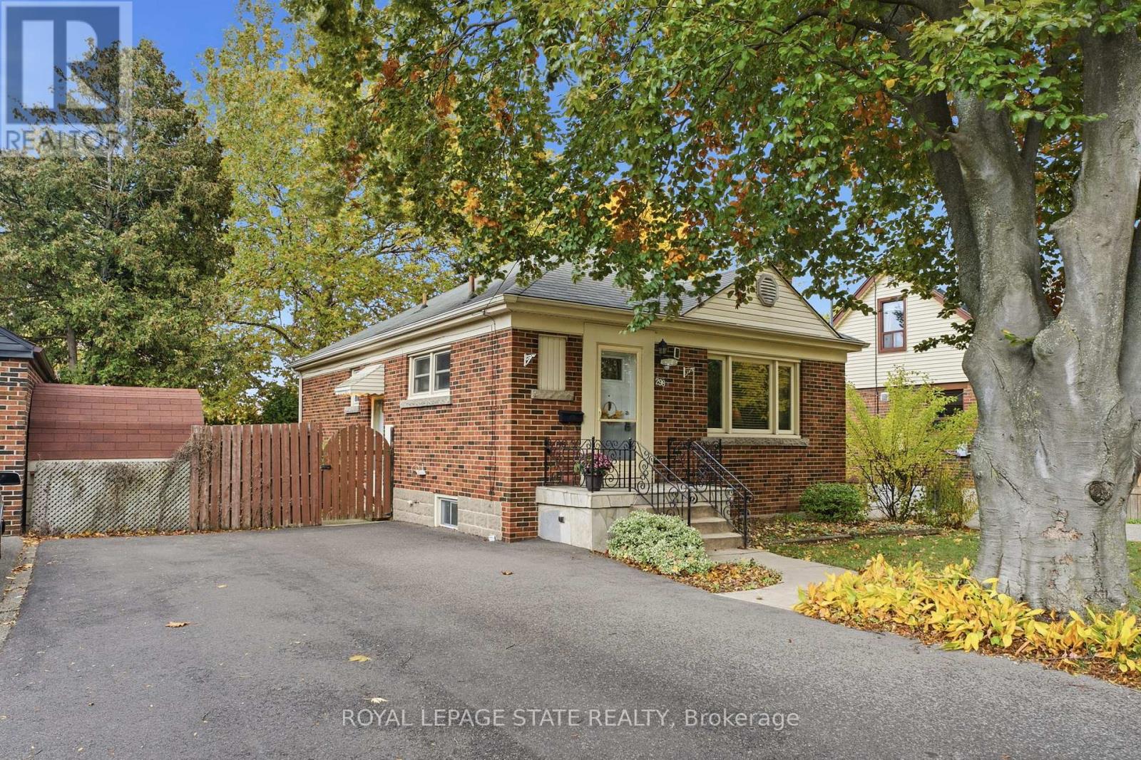 298 Sanatorium Road, Hamilton, Ontario L9C 2A2 - Photo 11 - X12579736