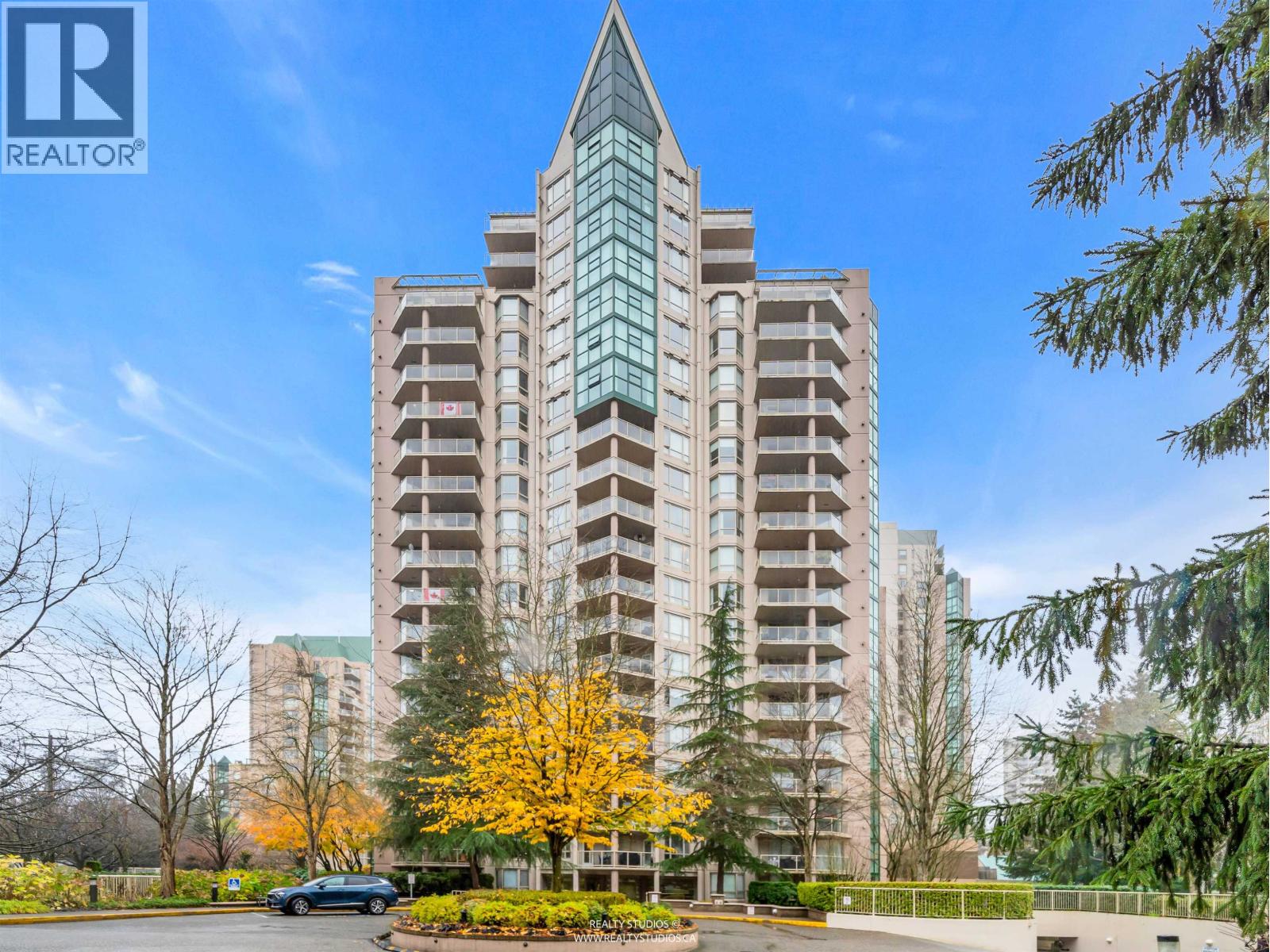 907 1196 Pipeline Road, Coquitlam, British Columbia  V3B 7Z6 - Photo 2 - R3070339