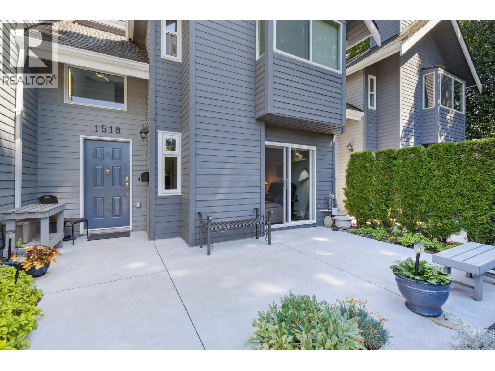 1518 Mahon Avenue, North Vancouver, British Columbia  V7M 2S5 - Photo 2 - R3070344