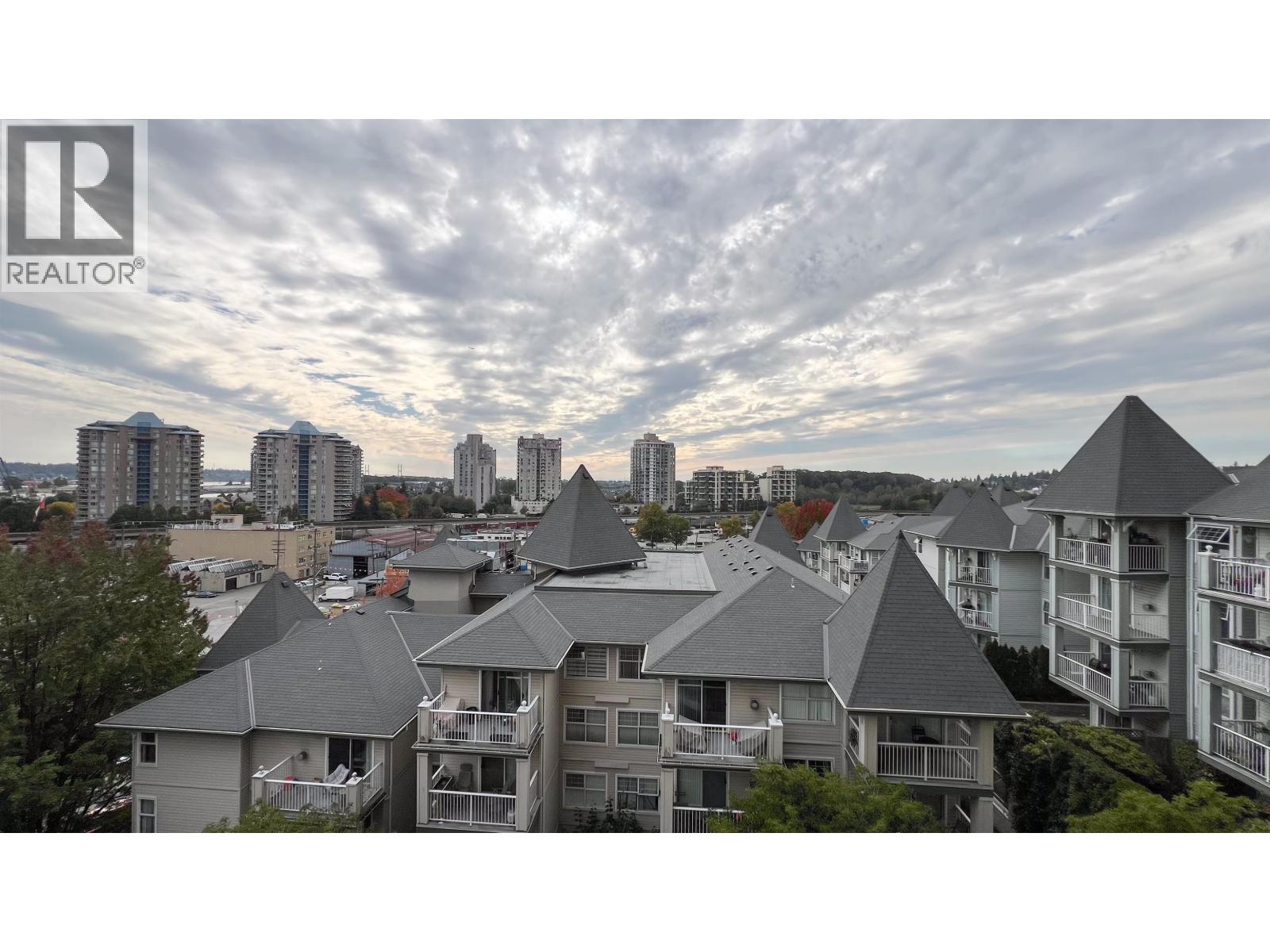 207 1026 Queens Avenue, New Westminster, British Columbia  V3M 6B2 - Photo 1 - R3070347