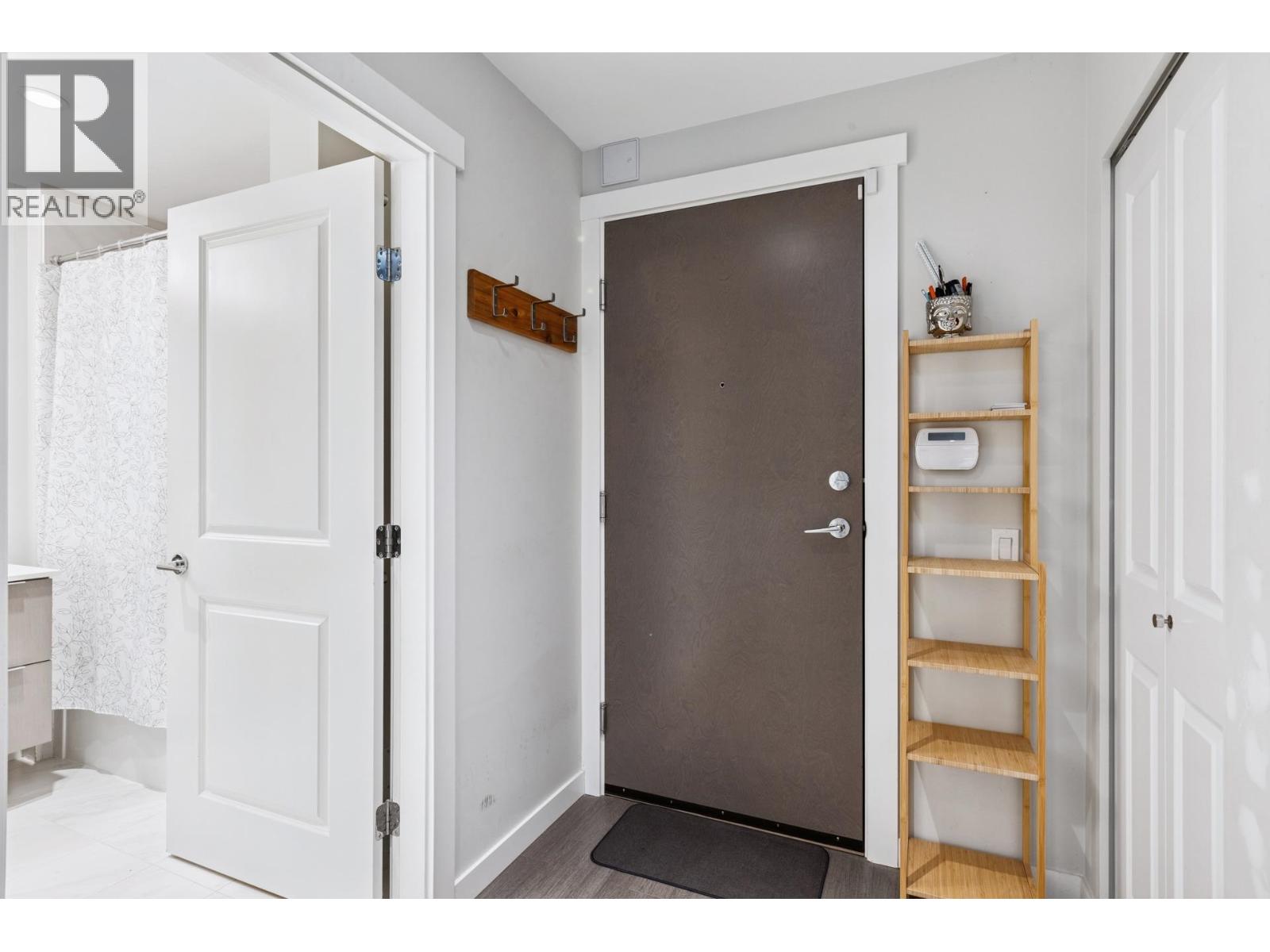 106 2632 Library Lane, North Vancouver, British Columbia  V7J 0B8 - Photo 18 - R3070357