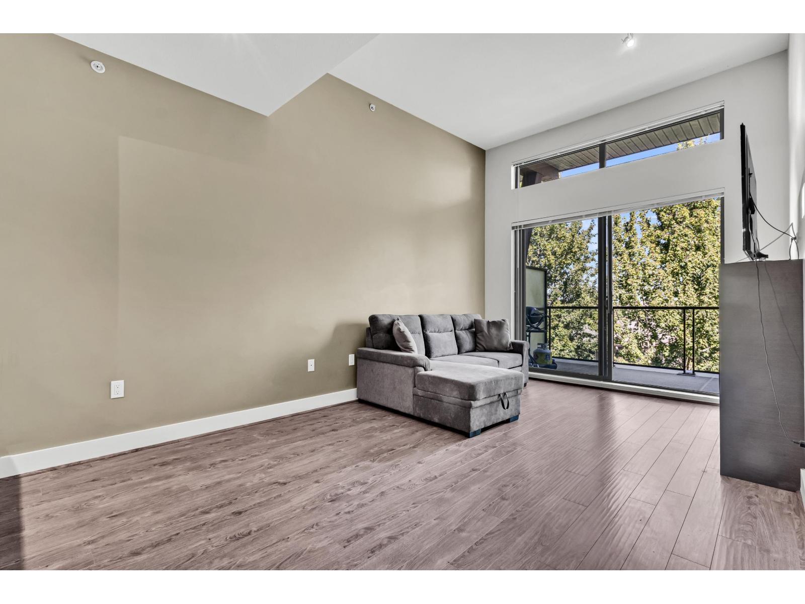 419 6688 120th Street, Surrey, British Columbia  V3W 1T8 - Photo 2 - R3070091